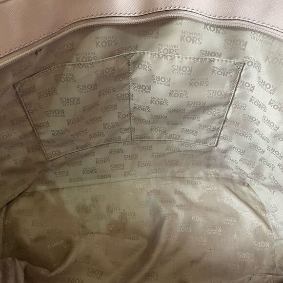 Michael Kors  Carry all tote leather Blossom Pink perforated gold tone laid over - Picture 12 of 16